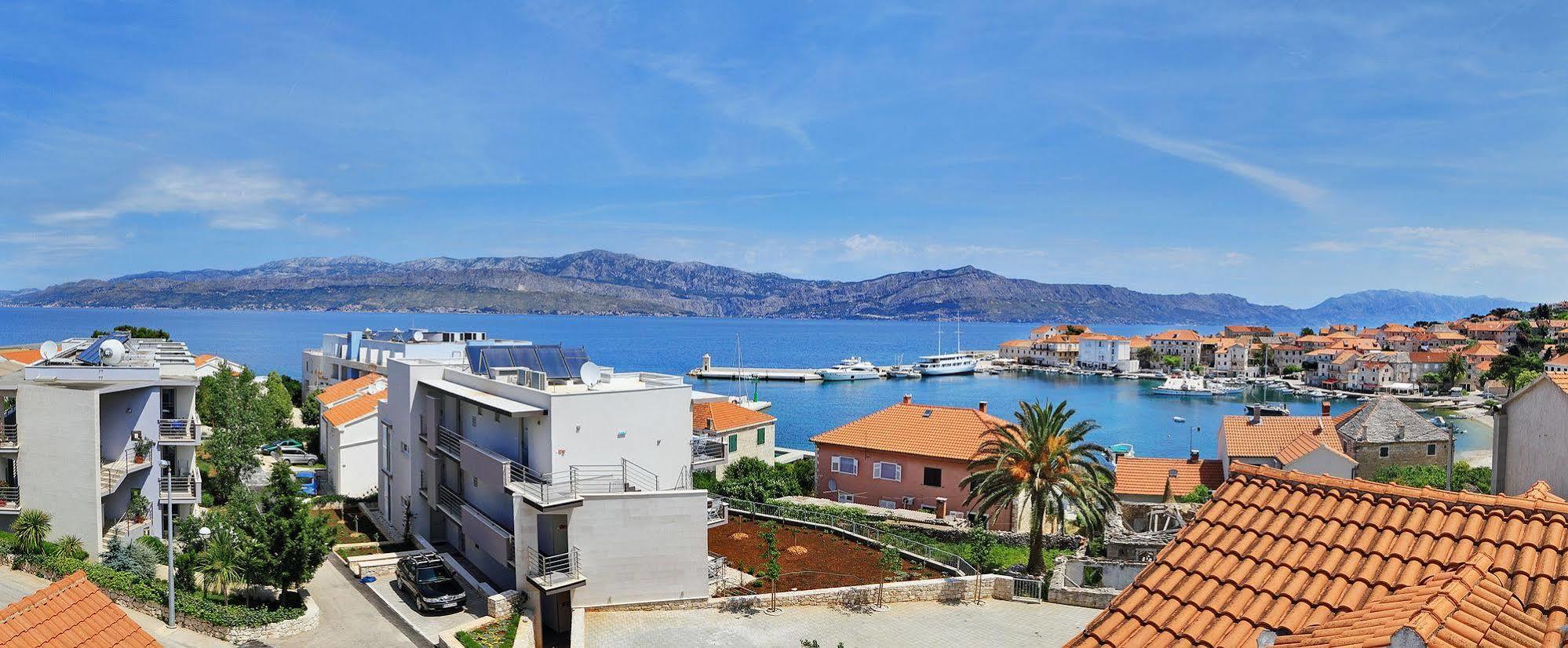 Apartmani Marija Postira Extérieur photo